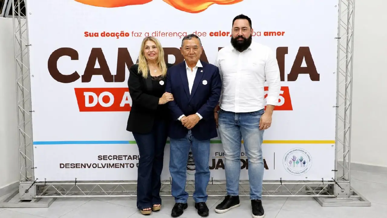 Aqueça Jandira: Ao lado do Prefeito Dr. Sato e primeira dama Dra. Denilda o Secretário Ricardo Antunes marca presença no lançamento da Campanha do Aga