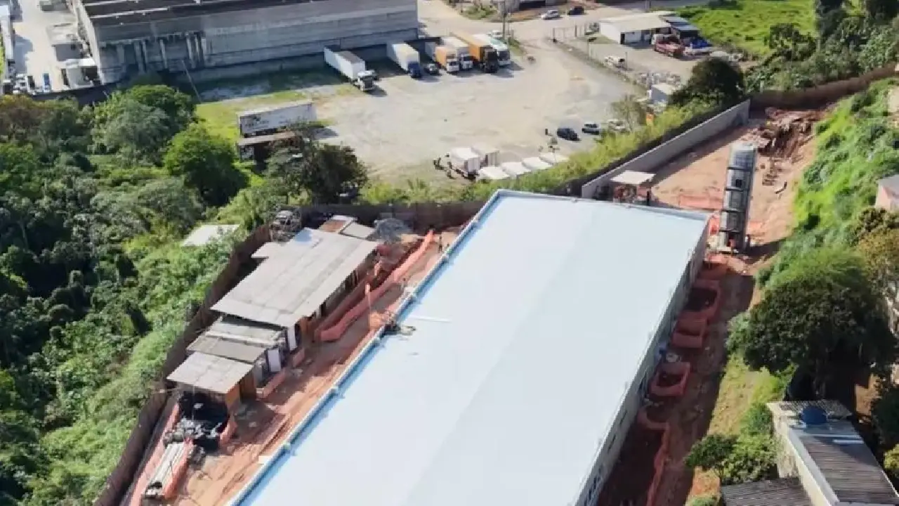 Jandira avança nas obras da EMEB Ouro Verde e unidade escolar chega à fase de acabamento