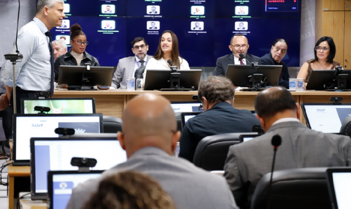 Legislativo aprova propostas que valorizam ambulantes e porteiros de Osasco