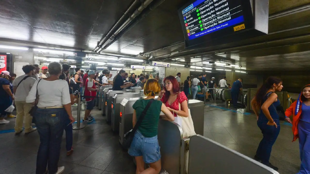 Passagens do Metrô de SP poderão ser pagas com Pix nas estações