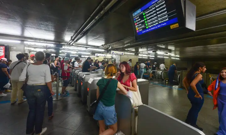 Passagens do Metrô de SP poderão ser pagas com Pix nas estações