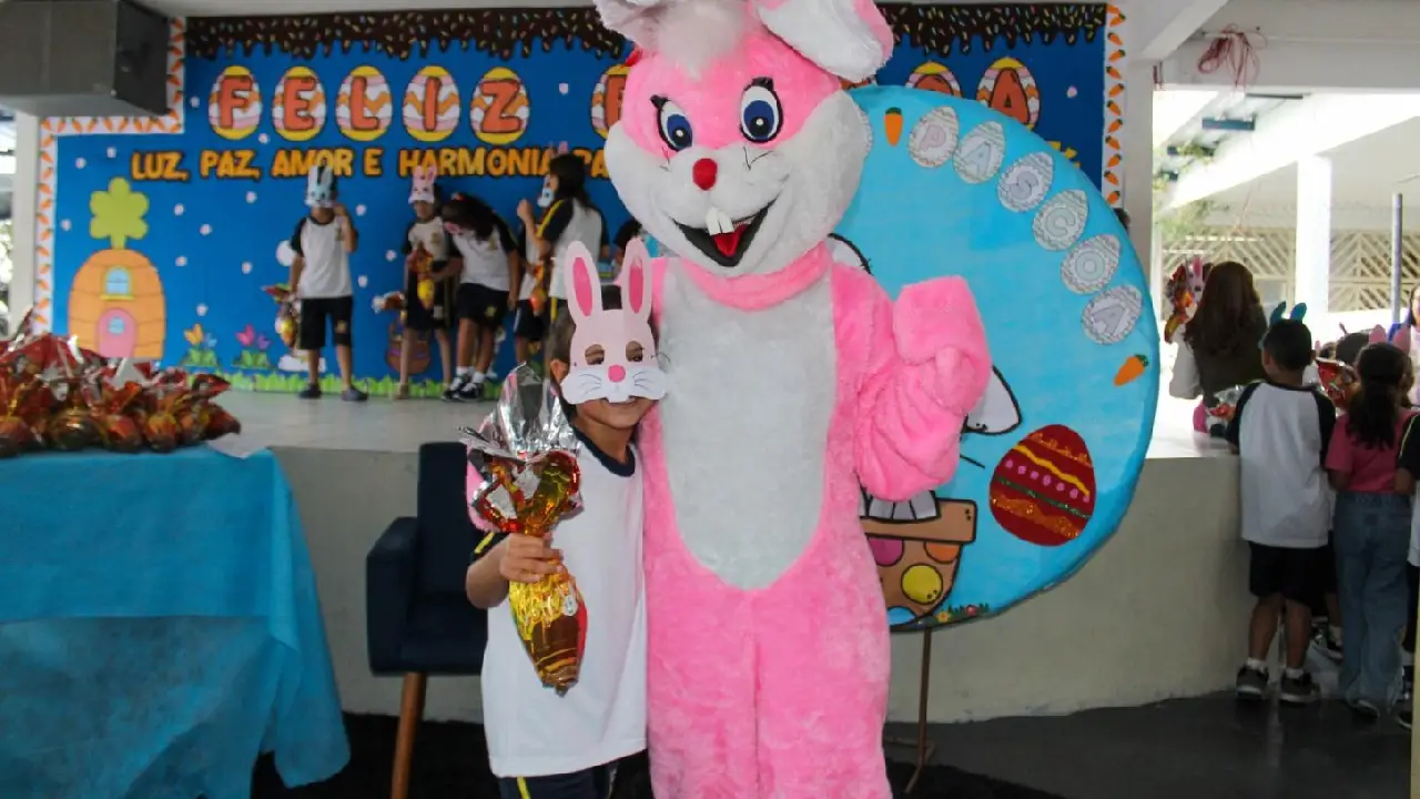 Prefeitura de Carapicuíba entrega ovos de Páscoa para os alunos da rede municipal