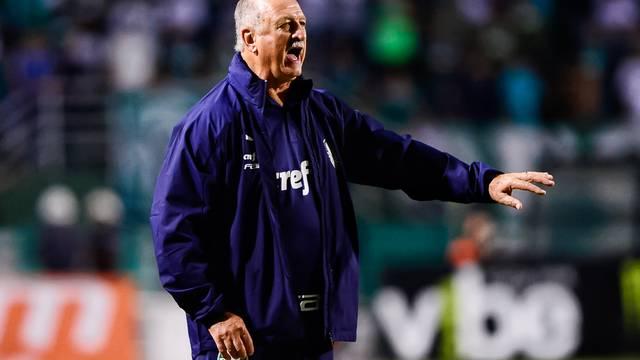 Com VAR em ação, Palmeiras goleia o Novorizontino e avança às semifinais