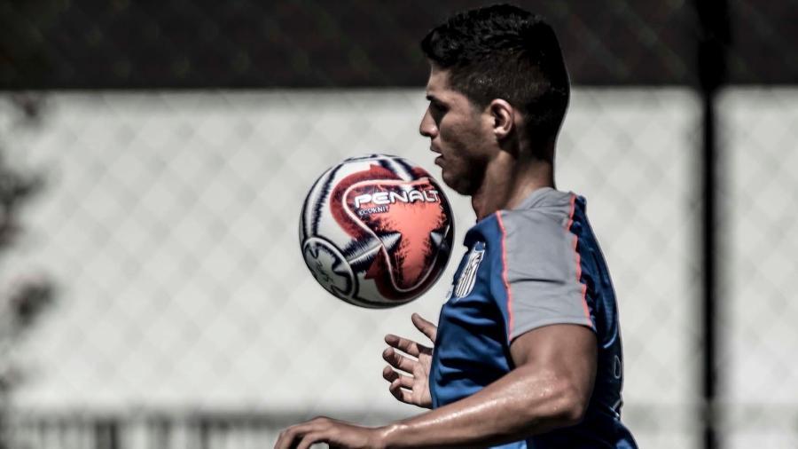 Encostado no Santos, Daniel Guedes é emprestado ao Goiás até o fim do ano