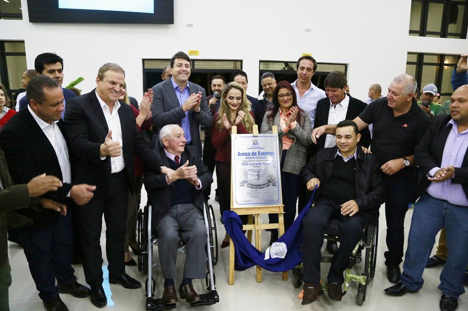 Prefeito Elvis Cezar inaugurou sete importantes obras em Agosto