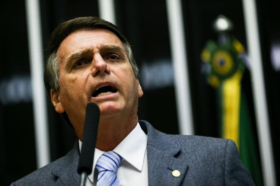 Primeiro exame aponta que Bolsonaro estaria com coronavírus, diz colunista