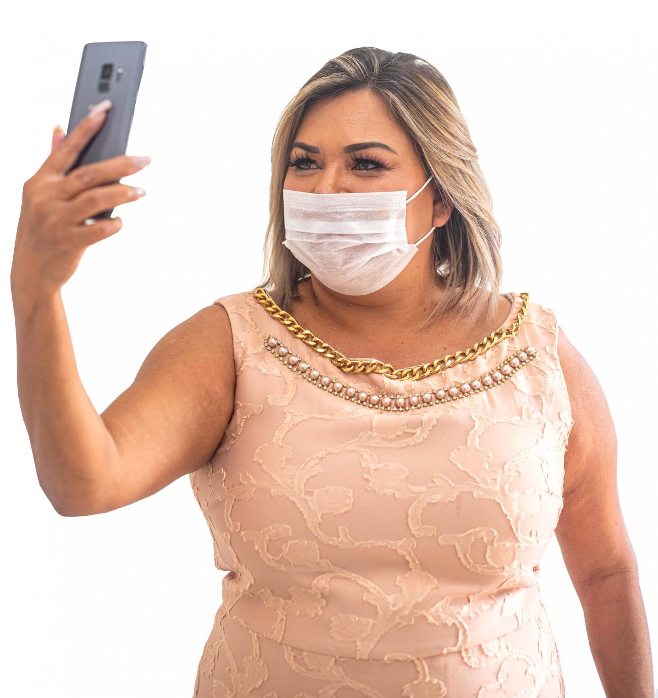 Vereadora Néia Costa solicita criação de decreto suspendendo cortes de luz e água por 90 dias