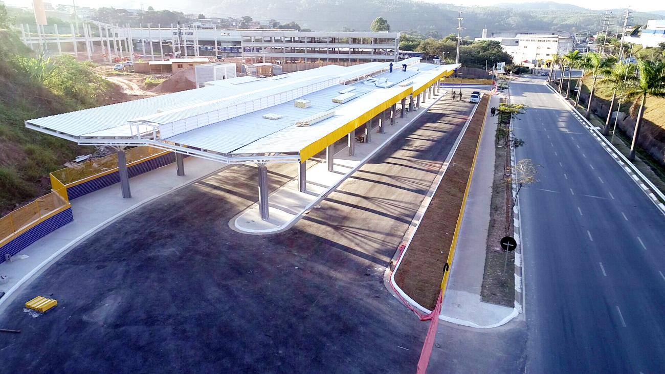 Obras do Terminal Rodoviário da Fazendinha e Alphaville entram na reta final