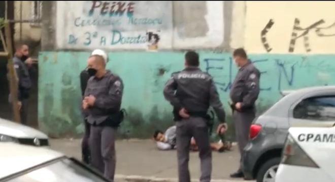 Suspeito é baleado após decapitar homem e fugir com cabeça em SP