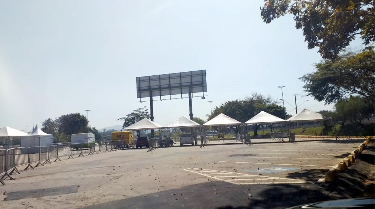 Prefeitura de Carapicuíba dificulta testes de coronavírus em massa na população e atende somente idosos no Parque