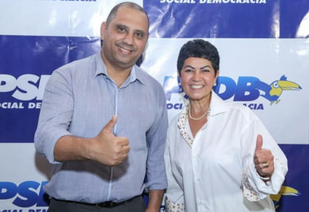 Marcos Tonho e Rosália Dantas oficializam candidatura à prefeitura de Santana de Parnaíba
