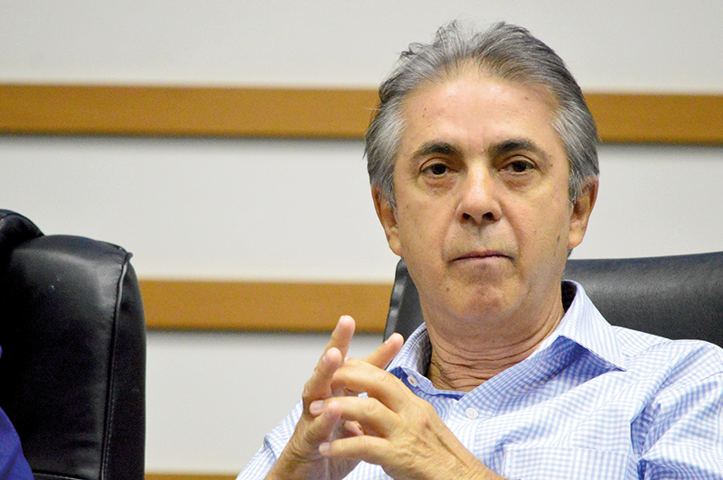 Furlan chama Bolsonaro de medíocre por “ainda” não ter vacina contra Covid