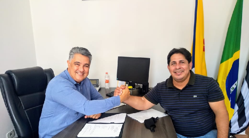 Barueri:  Vereador Ornedo Neves visitou o Secretário de relações institucionais Marinho