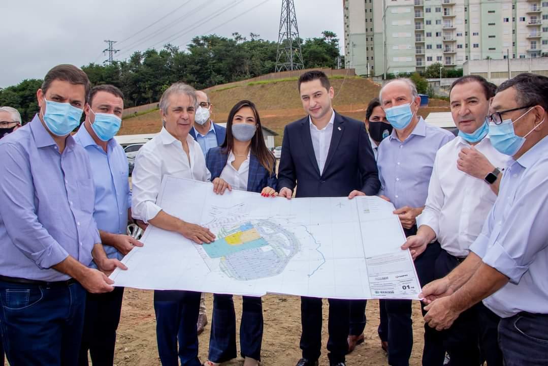 Autoridades visitam obras do Hospital Regional Rota dos Bandeirantes em Barueri