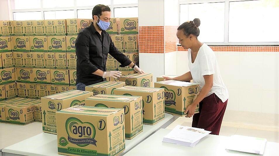 Barueri: Famílias de alunos da rede voltam a receber os itens da merenda