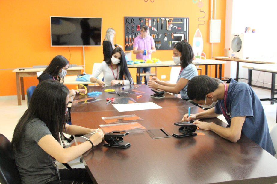 InovAçãoBarueri disponibiliza vários cursos on-line na plataforma e na TV