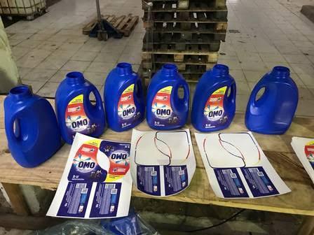 Polícia Civil fecha fábrica que produzia 25 mil litros de Omo falsificados