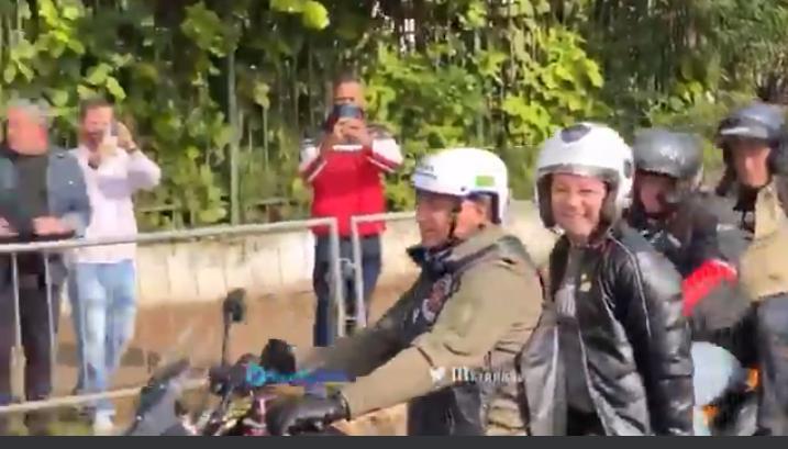 Governo de SP autua Bolsonaro por não uso de máscara em manifestação na Capital