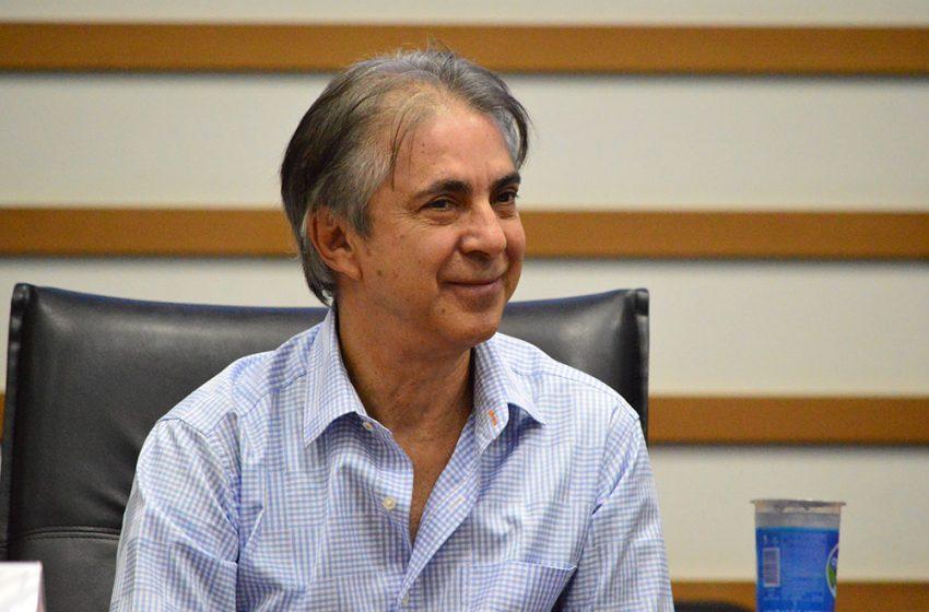 Prefeito de Barueri autoriza publicidade em vans escolares