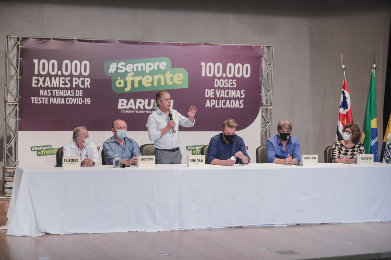 Sempre à frente: Prefeito de Barueri Rubens Furlan promove coletiva de imprensa sobre ações de combate à pandemia