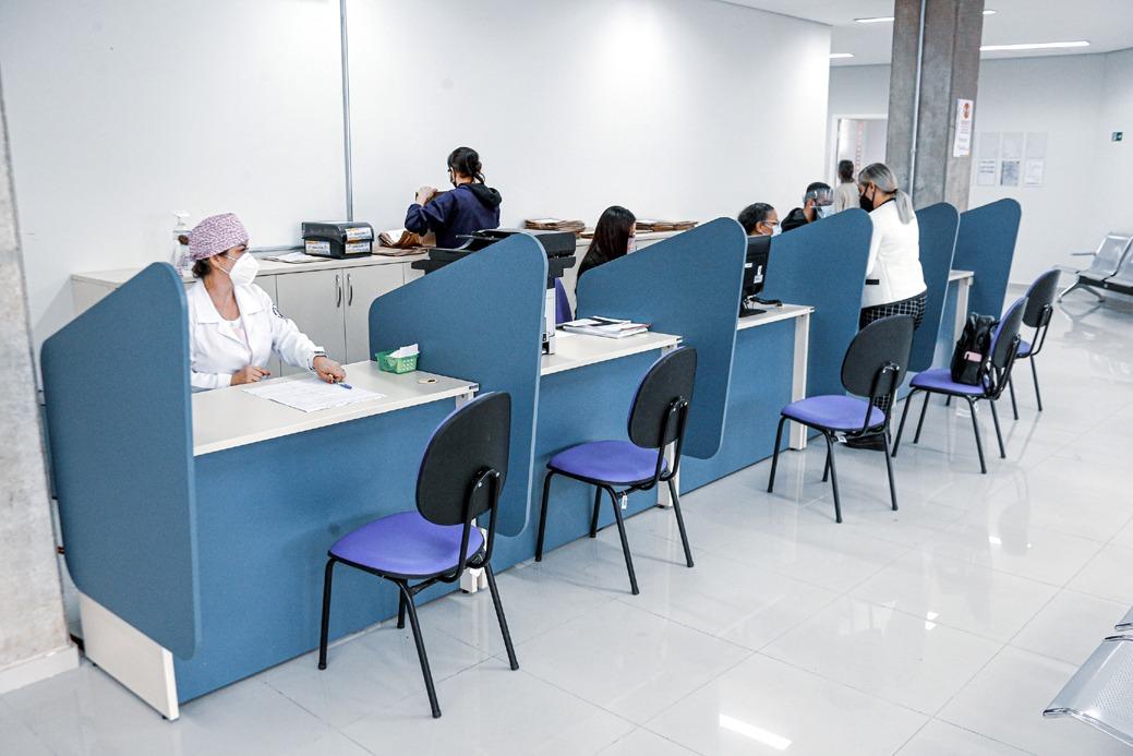 Adolescentes já podem realizar o pré-agendamento para a vacinação e munícipe que recusar vacina irá para final da fila