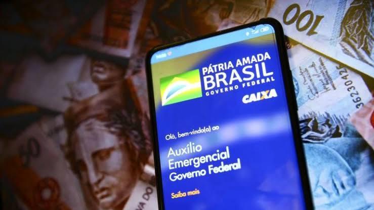 Auxílio Emergencial 2021: Governo antecipa pagamento da quarta parcela; veja novo calendário