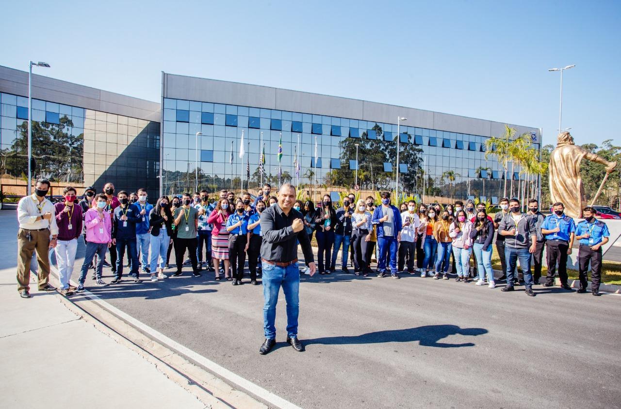 Prefeito Marcos Tonho segue o trabalho de qualificação profissional e abertura de oportunidades para os jovens