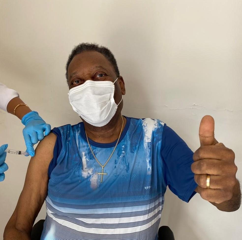 Pelé afirma ter feito cirurgia no cólon para remover tumor