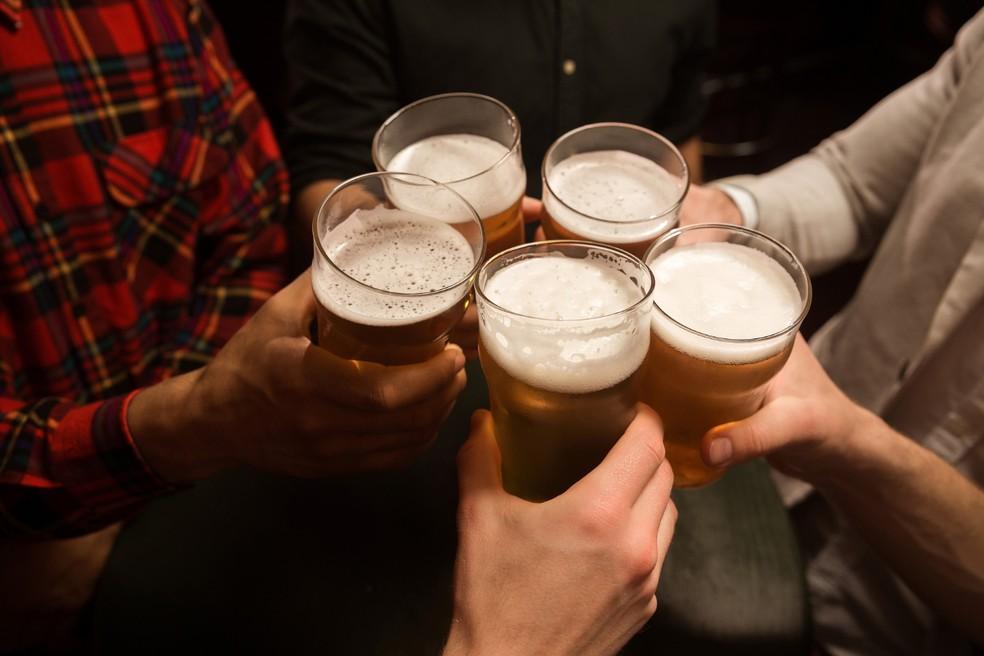 A 'gelada' vai ficar mais 'amarga': entenda a alta do preço das cervejas a partir deste mês