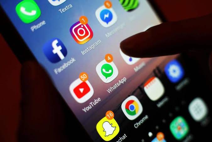 WhatsApp, Facebook e Instagram apresentam instabilidade