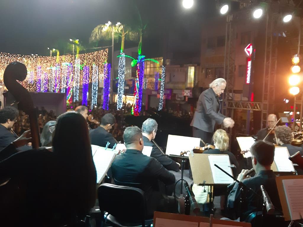 Maestro João Carlos Martins abre Natal Encantado de Barueri no dia 11