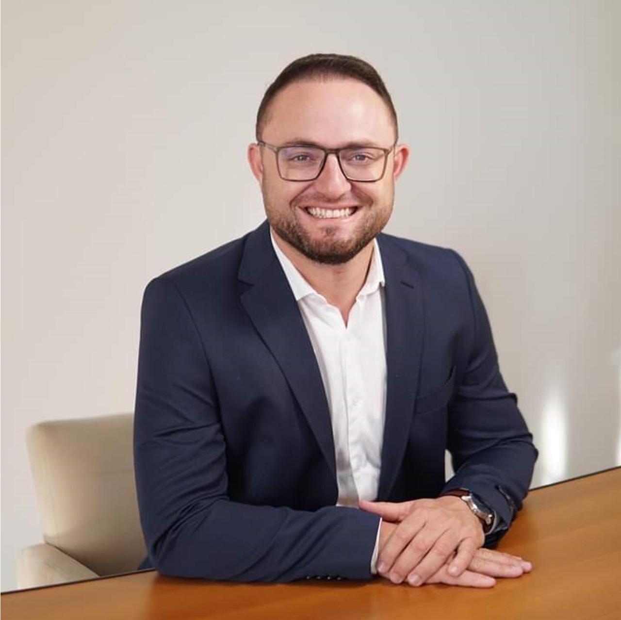 Danilo Ramos se afasta da Prefeitura de Vargem Grande Paulista e será pré-candidato  a Deputado Federal