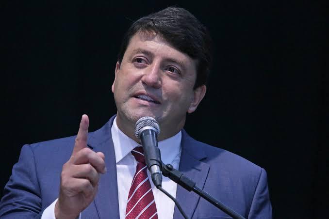 Elvis Cezar diz que Ciro Gomes é um voto de convicção e que pretende gerar 200 mil vagas para jovens