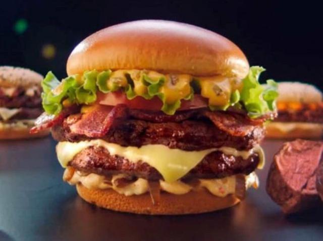 Mc picanha não tem picanha e McDonald’s é notificado pelo Procon
