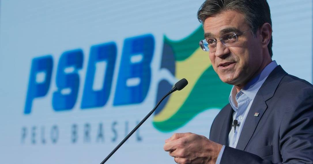 Governo de SP anuncia redução do ICMS e preço médio da gasolina deve ficar abaixo de R$ 6,50