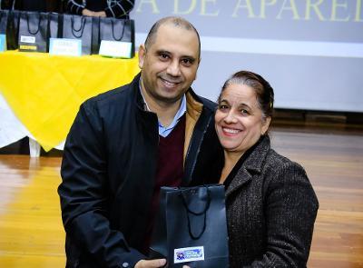 Prefeito Marcos Tonho entrega mais de 140 Aparelhos Auditivos gratuitos para os munícipes