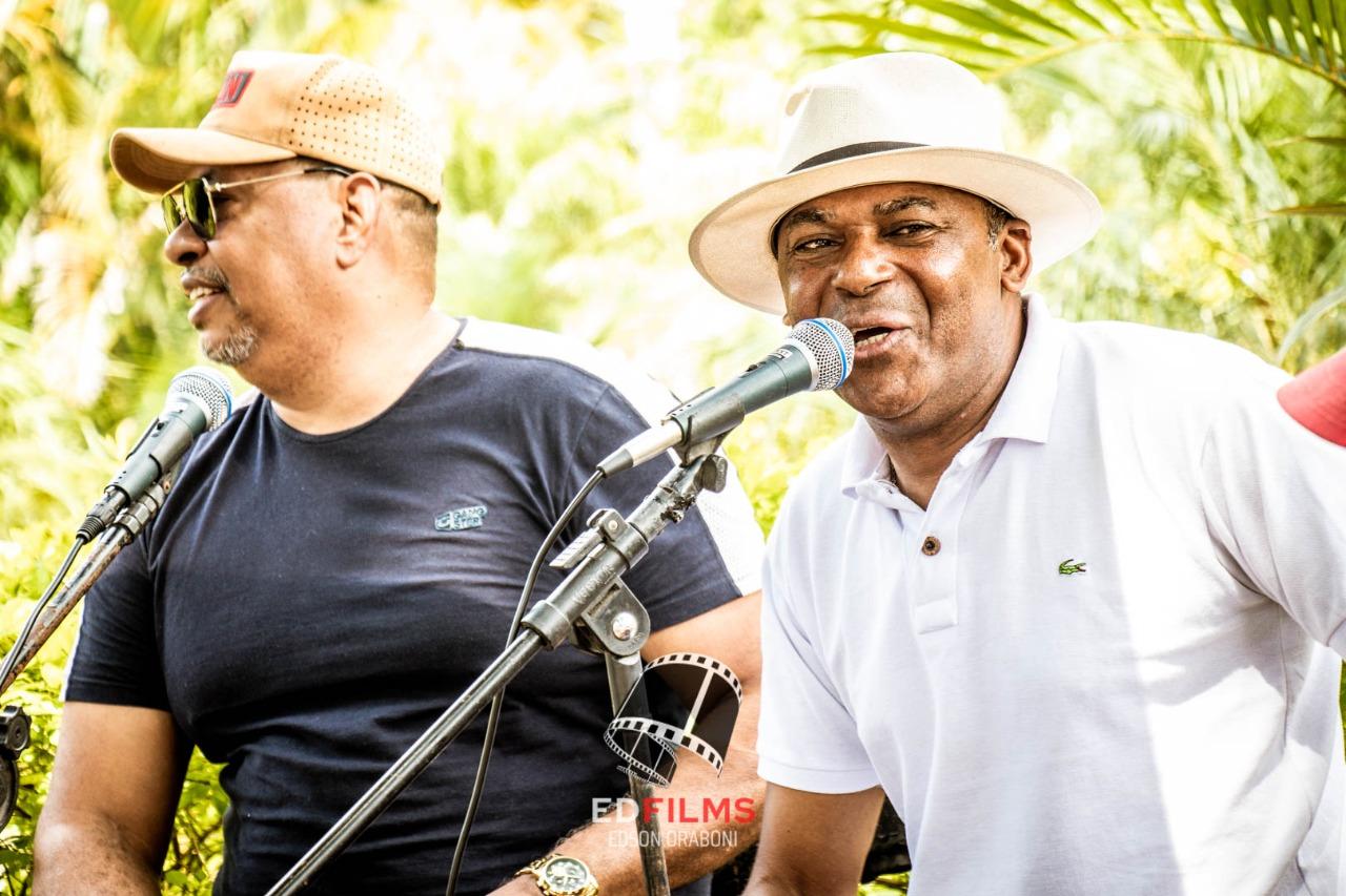 Paulinho Azuele artista de Santana de Parnaiba realiza o lançamento da musica 