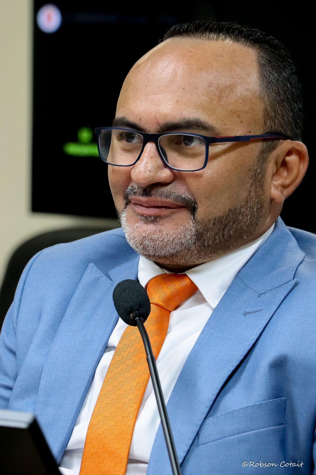 Carmonio Bastos avalia os primeiros 100 dias à frente do Poder Legislativo