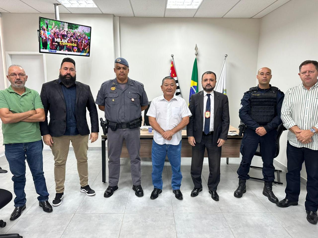 Doutor Sato se reúne com representantes da Polícia Militar e Polícia Civil para reforçar a segurança em toda a rede municipal de ensino