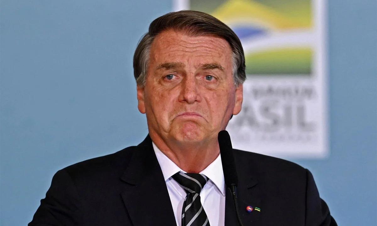 Com derrota no TSE, Bolsonaro é o 3º ex-presidente a ficar inelegível