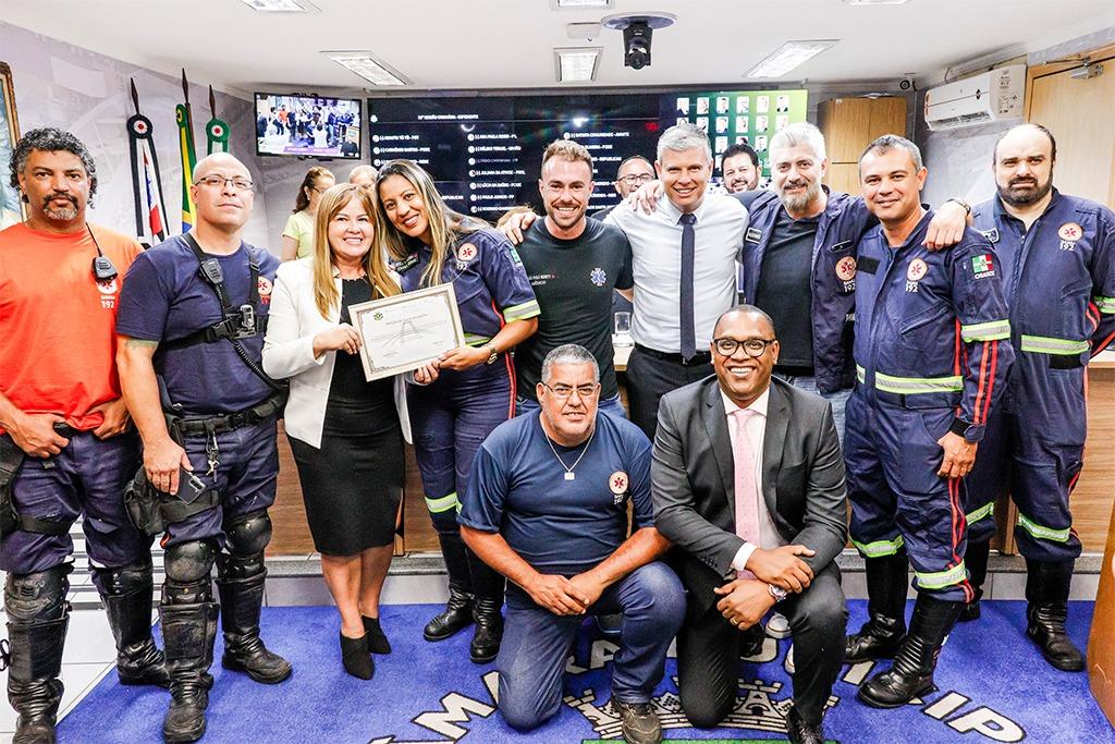 Legislativo reconhece profissionais do SAMU por dedicação aos cidadãos osasquenses