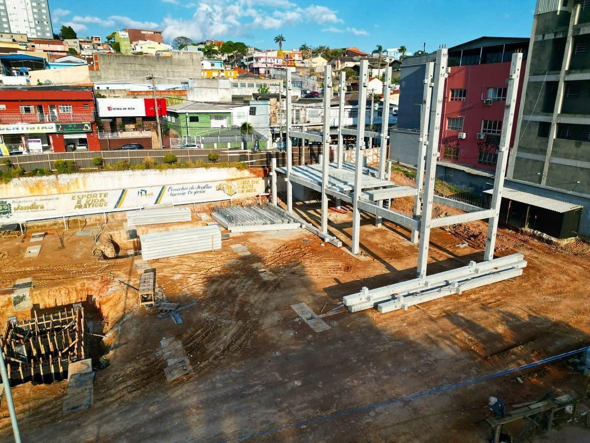 Prefeitura de Jandira acelera obra do novo hospital e maternidade