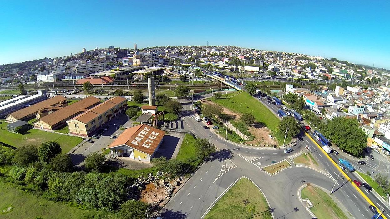 Etec e Fatec de Carapicuíba estão com 696 vagas abertas para os vestibulares