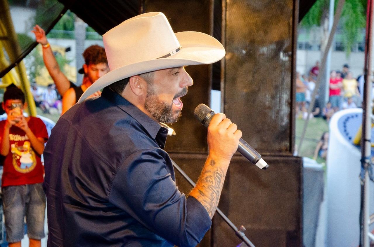Jandira: 60 anos celebrados com entretenimento e show da dupla Edson & Hudson 