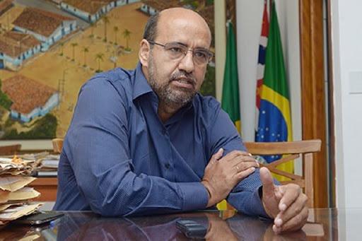 Sergio Ribeiro fala sobre suas principais conquistas para Carapicuíba quando prefeito em dois mandatos durante bate-papo com o Jornalista Jefferson Ca