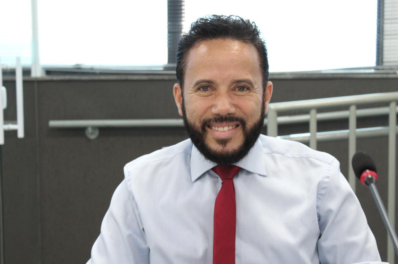 Vereador Flavinho Ampermag pede a implantação de uma unidade móvel do Bom Prato em Carapicuíba