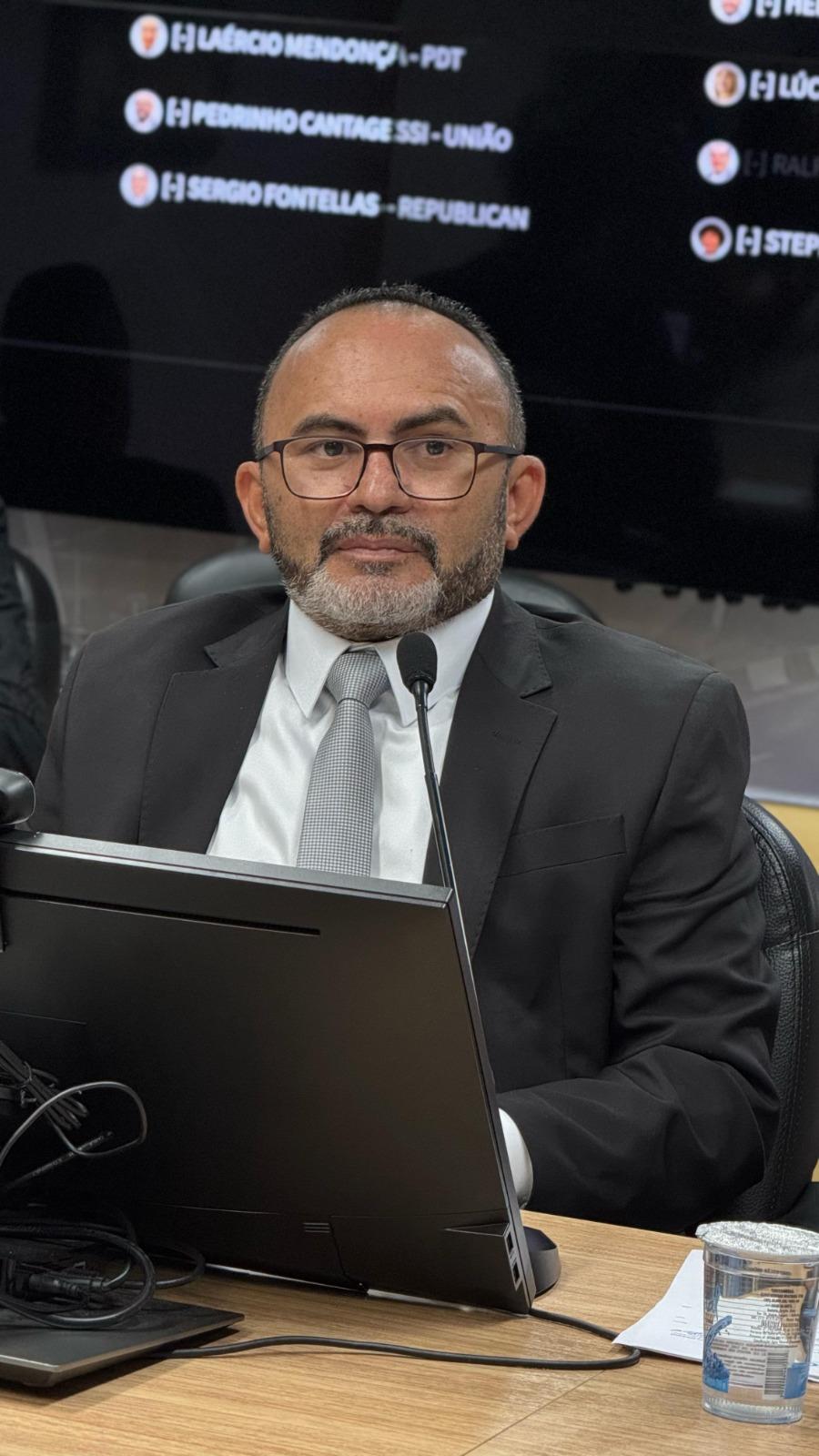 Osasco: Carmônio Bastos celebra aprovação de proposta que altera regras do Projeto Começar