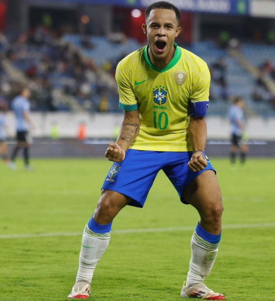 Pedrinho faz a diferença, marca gol e Brasil vence o Uruguai na estreia do  hexagonal final do Sul-Americano Sub-20