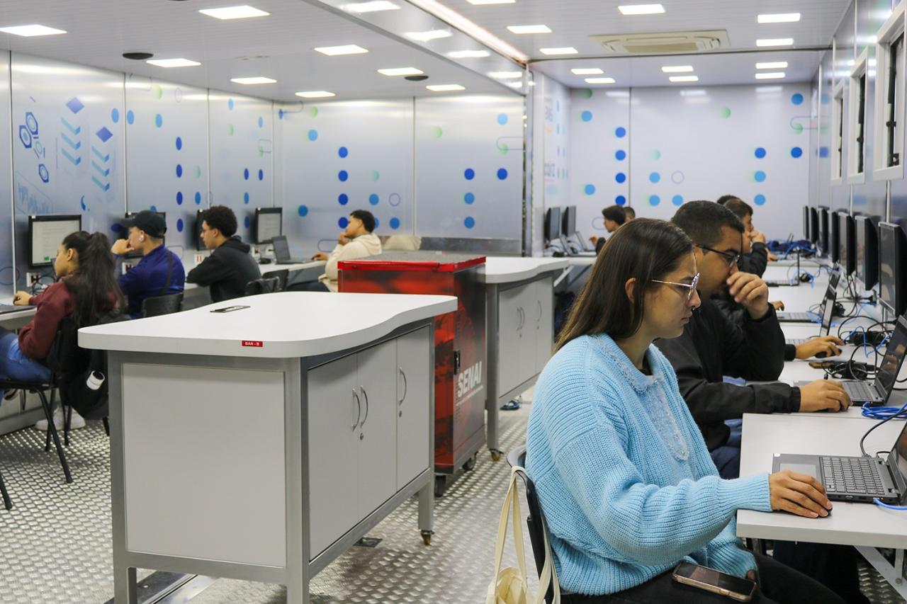 Prefeitura de Carapicuíba e Senai abrem inscrições para novas turmas em cursos gratuitos de tecnologia