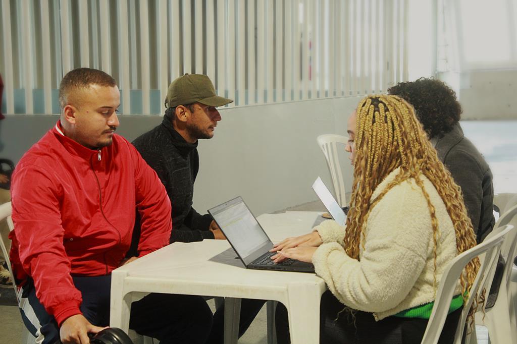 Barueri promove grande Feirão de Empregos com mais de 600 vagas disponíveis no dia 9/9